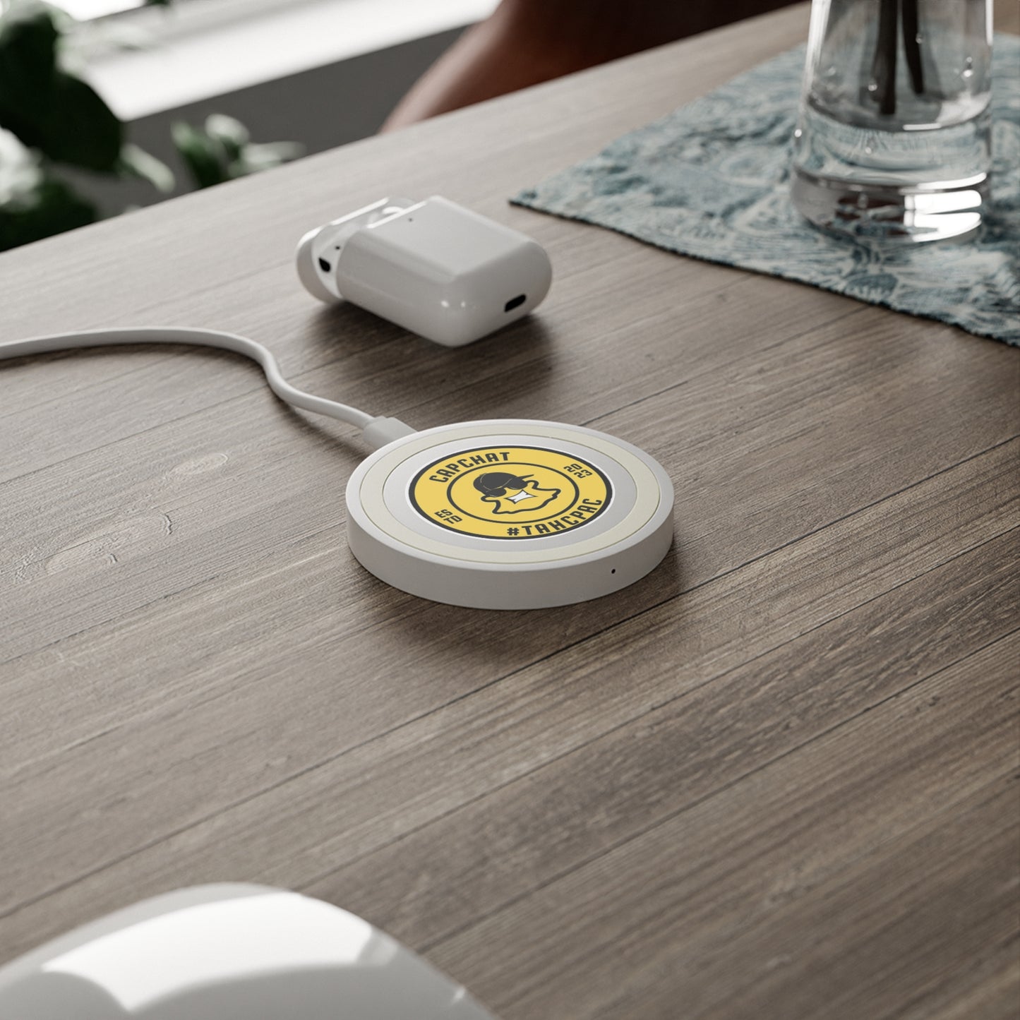 Wireless Charging Pad - CapChat Design for Tech Lovers